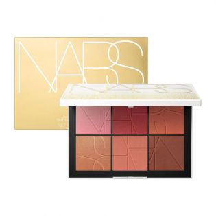 Paleta pentru obraji All That Glitters Light Reflecting™ Paleta pentru obraji All That Glitters Light Reflecting™