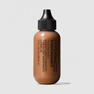 Fond de ten Radiant Sheer pentru față și corp Studio Radiance