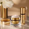 Cremă hidratantă Re-Nutriv Travel Size Ultimate Diamond Sculpted Transformation Creme