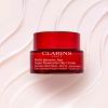 Super Restorative Day SPF 15 - Toate tipurile de piele
