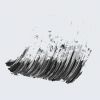 Little Black Primer™ Tint. Amplifica. A stabilit