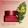 Super Restorative Day SPF 15 - Toate tipurile de piele