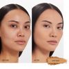 SYNCHRO SKIN SELF-REFRESHING Fond de ten pudră cu finisaj personalizat